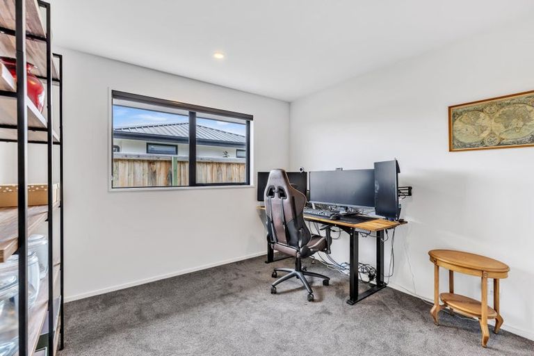 Photo of property in 36 Marcoola Drive, Rolleston, 7614