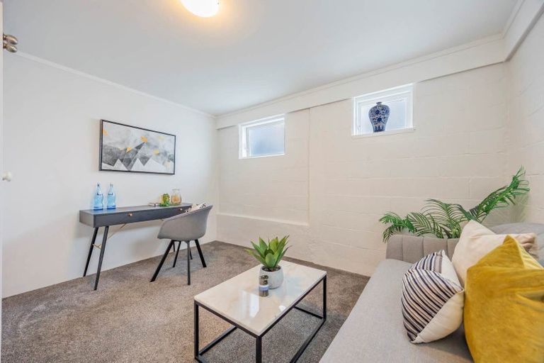 Photo of property in 23 Korotaha Terrace, Rothesay Bay, Auckland, 0630