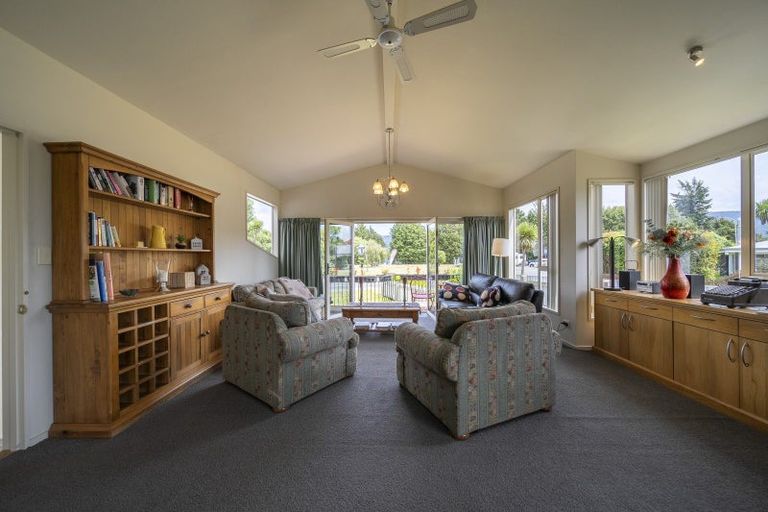 Photo of property in 2 Lakefront Drive, Te Anau, 9600
