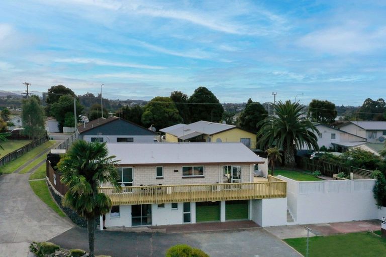 Photo of property in 124 Ohauiti Road, Hairini, Tauranga, 3112