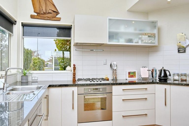 Photo of property in 2/775 Main North Road, Belfast, Christchurch, 8051