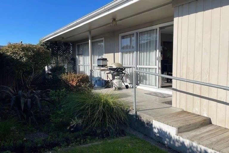 Photo of property in 15a Murphy Road, Taradale, Napier, 4112