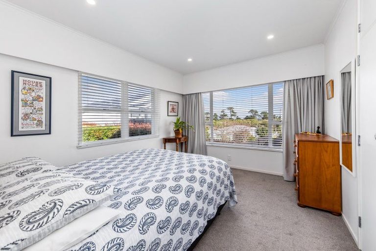 Photo of property in 121 Wallace Road, Mangere Bridge, Auckland, 2022