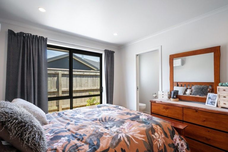 Photo of property in 44 George Fyfe Way, Wakefield, 7025