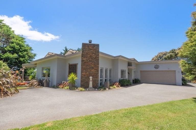 Photo of property in 42a Mcgregor Road, Clevedon, Papakura, 2582