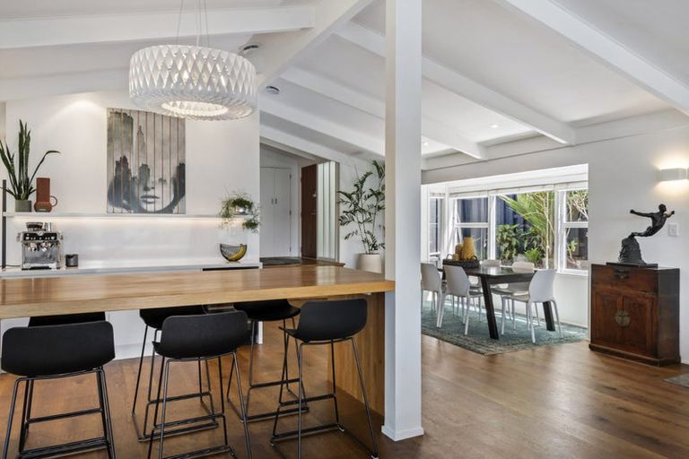 Photo of property in 2 Manurere Avenue, Takapuna, Auckland, 0622