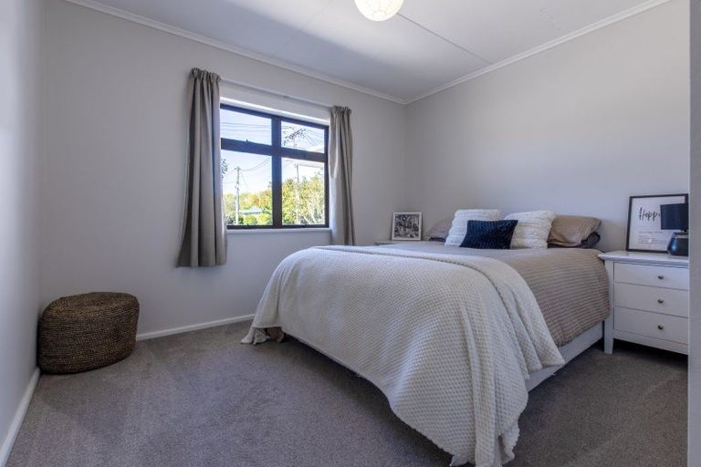 Photo of property in 18 Woburn Street, Waipukurau, 4200