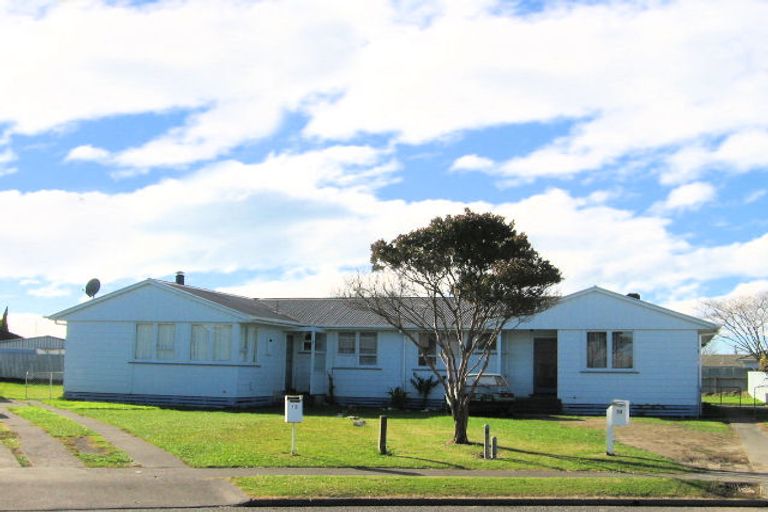 Photo of property in 10-12 Cornford Place, Onekawa, Napier, 4110