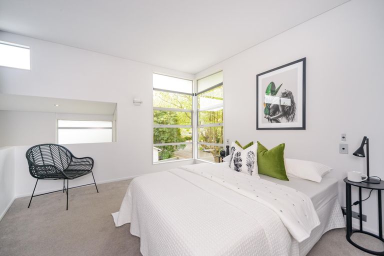 Photo of property in 4 Mere Mere Avenue, Palmerston North, 4414