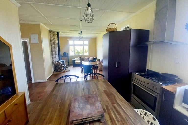 Photo of property in 858 Papatotara Road, Papatotara, Tuatapere, 9691