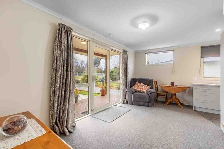 Photo of property in 26 Kent Street, Riversdale, 9776
