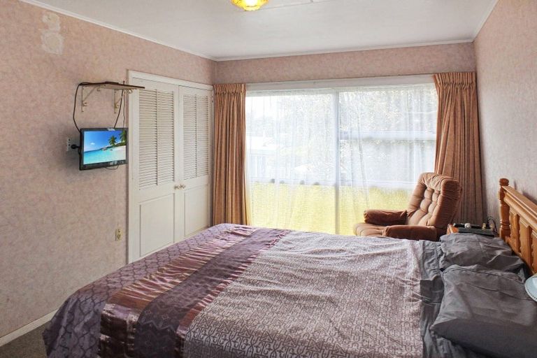 Photo of property in 14 Mack Street, Foxton Beach, Foxton, 4815