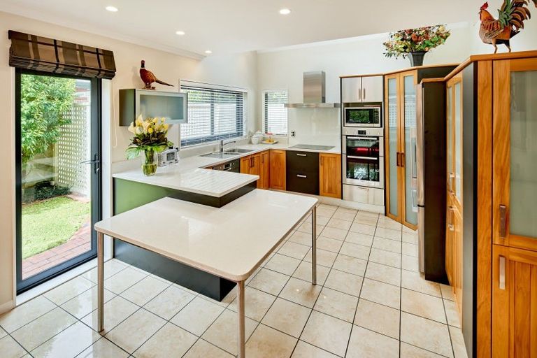 Photo of property in 7 Massey Avenue, Woburn, Lower Hutt, 5010