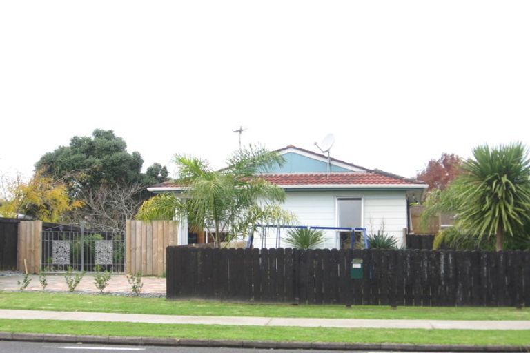 Photo of property in 116 Pigeon Mountain Road, Half Moon Bay, Auckland, 2012