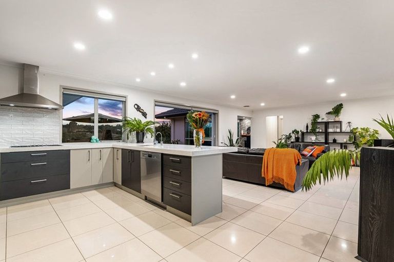 Photo of property in 466 Whitehills Road, Waitoki, Silverdale, 0994