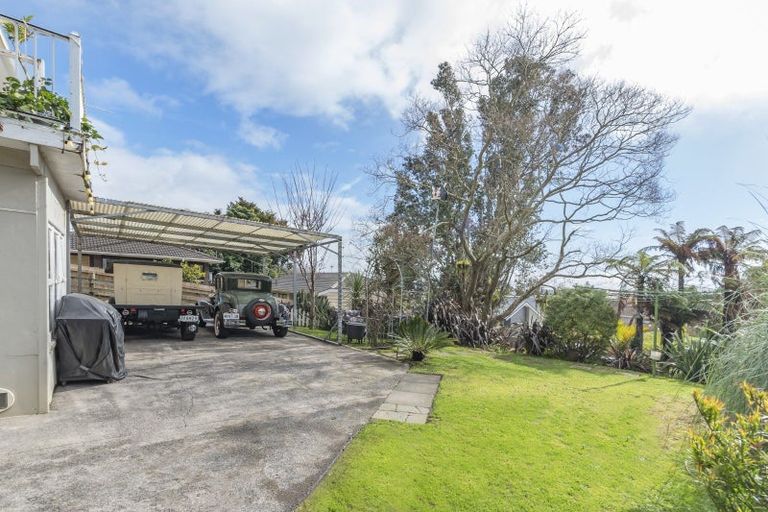 Photo of property in 16 Trentham Road, Papakura, 2110