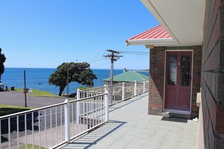 Photo of property in 2 Hobson Street, New Plymouth, 4312