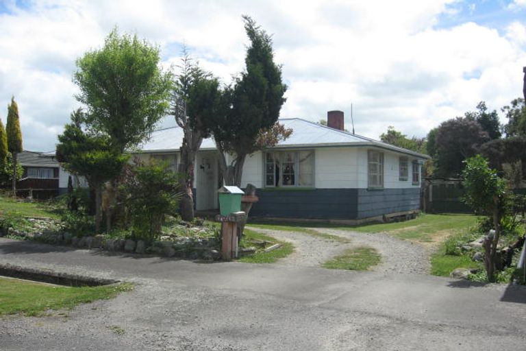 Photo of property in 98 Huxley Street, Pahiatua, 4910