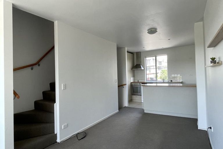 Photo of property in 11 Waihi Way, East Tamaki, Auckland, 2013