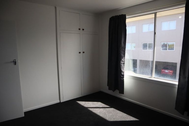 Photo of property in 7/21 Olliviers Road, Phillipstown, Christchurch, 8011