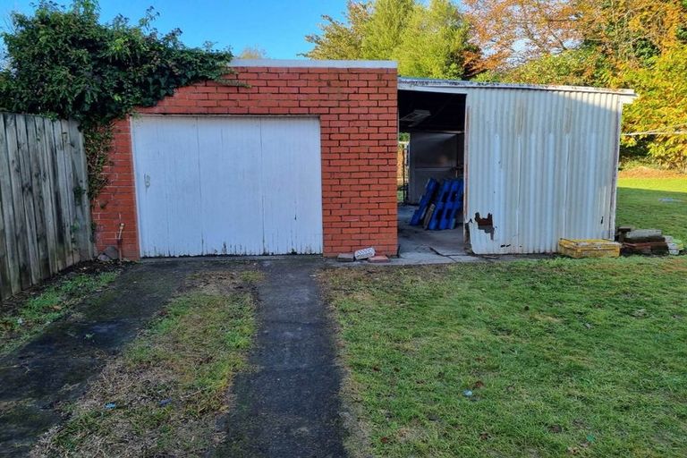 Photo of property in 2/22 Hillcrest Avenue, Hillcrest, Auckland, 0627