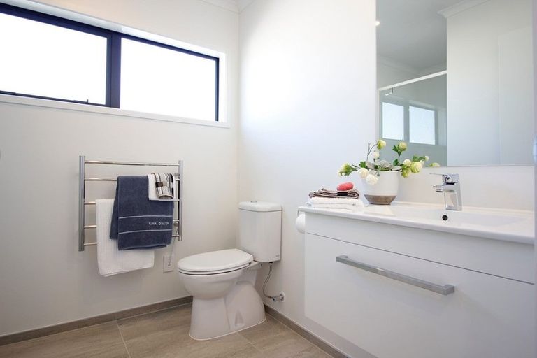 Photo of property in 252 Porchester Road, Takanini, 2112