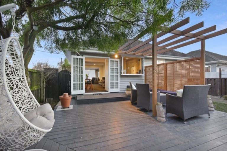 Photo of property in 16 Ariki Place, Hei Hei, Christchurch, 8042