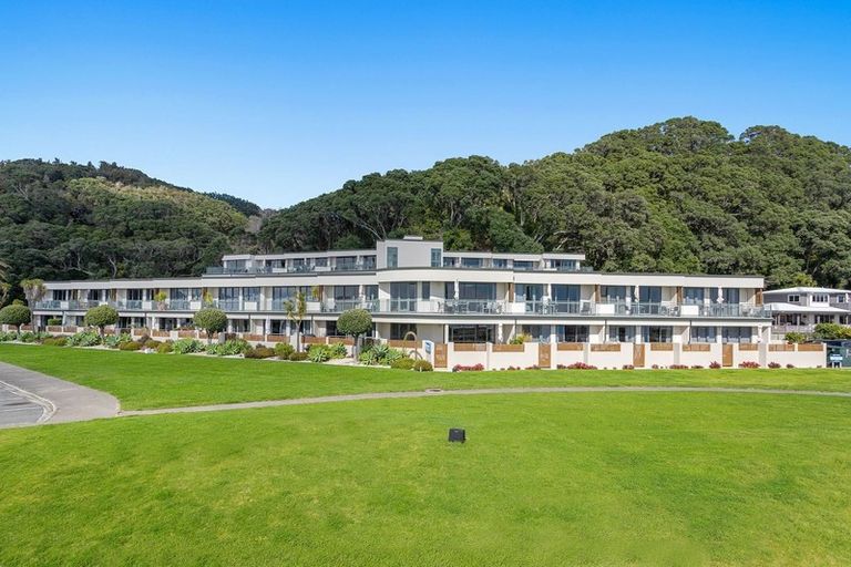 Photo of property in Beachpoint Apartments, 2/5 West End Road, Ohope, 3121