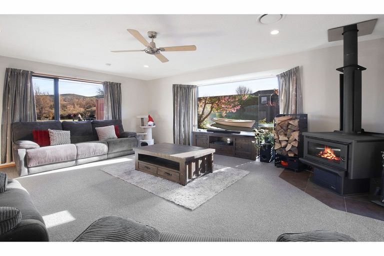 Photo of property in 318 Whitecliffs Road, Whitecliffs, Coalgate, 7673