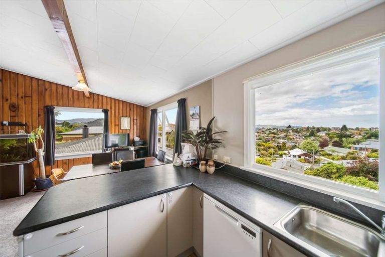 Photo of property in 106 Centennial Avenue, Helensburgh, Dunedin, 9010
