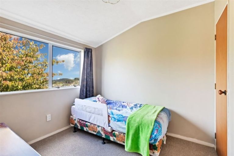 Photo of property in 16 Birch Street, Johnsonville, Wellington, 6037
