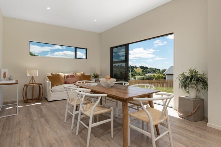 Photo of property in 194 Waitaha Road, Welcome Bay, Tauranga, 3112