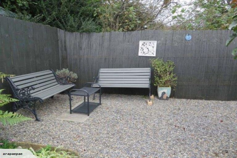 Photo of property in 55 Karaka Crescent, Levin, 5510