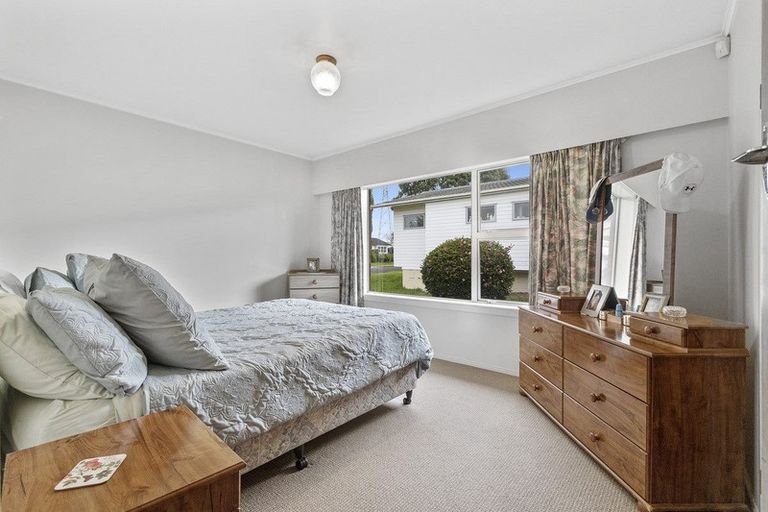 Photo of property in 25 Barnhill Crescent, Pahurehure, Papakura, 2113