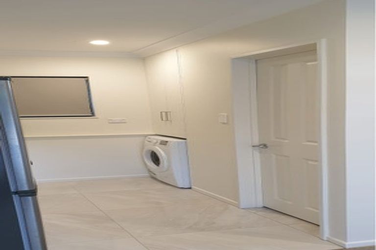 Photo of property in 58 Marellen Drive, Red Beach, 0932