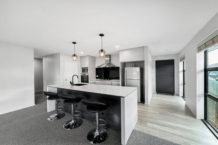 Photo of property in 16 Saddlers Lane, Yaldhurst, Christchurch, 8042