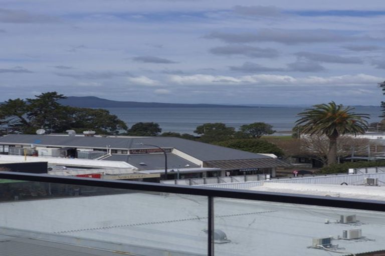 Photo of property in The Victor, 409/4 Bute Road, Browns Bay, Auckland, 0630