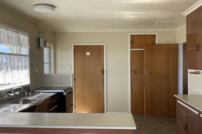 Photo of property in 46 Hume Street, Waitara, 4320