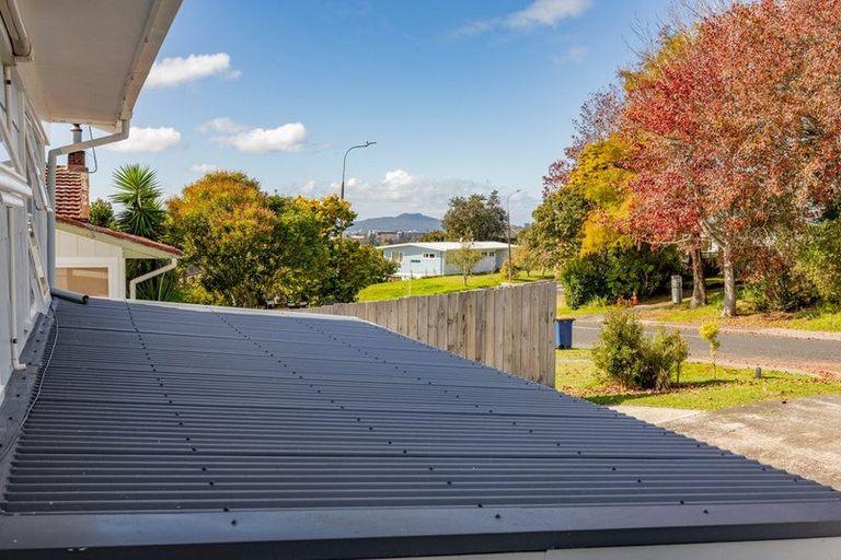 Photo of property in 34 Marlborough Avenue, Glenfield, Auckland, 0629