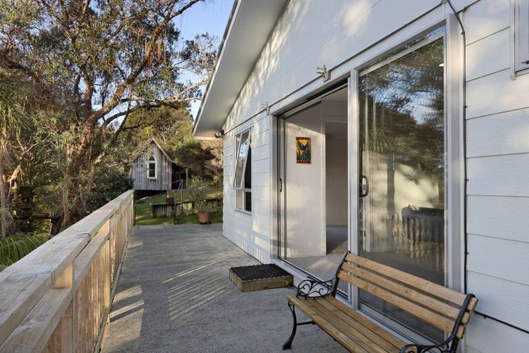 Photo of property in 2 Barr Road, Mahurangi West, Warkworth, 0983