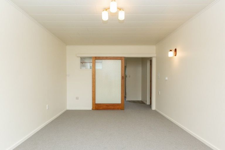 Photo of property in 52a Puketapu Road, Taradale, Napier, 4112