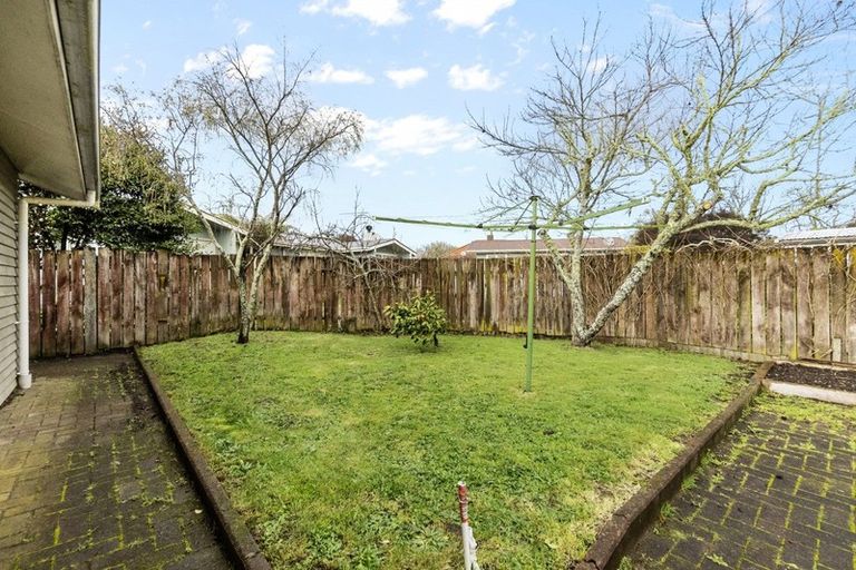 Photo of property in 43 Jellicoe Drive, Hamilton East, Hamilton, 3216