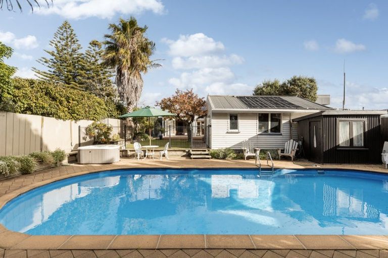 Photo of property in 153 Valley Road, Mount Maunganui, 3116