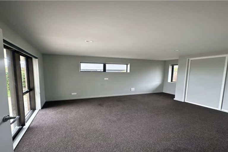 Photo of property in 6 Annie Jane Close, Rolleston, 7614