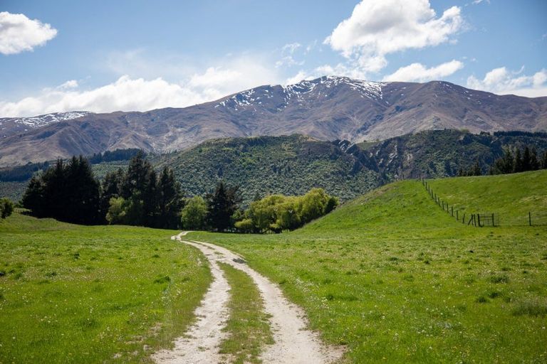 Photo of property in 122 Morven Ferry Road, Arrow Junction, Queenstown, 9371