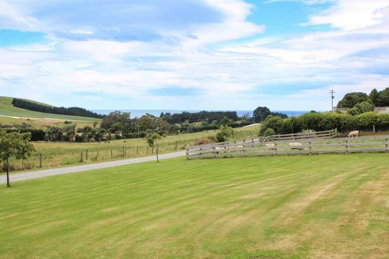 Photo of property in 4/102 Beach Road, Awamoa, Oamaru, 9495