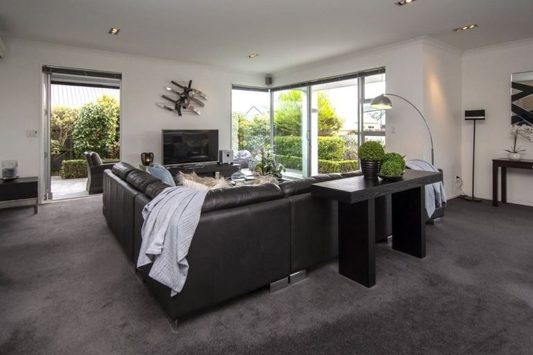 Photo of property in 7 O'connor Place, Burnside, Christchurch, 8053