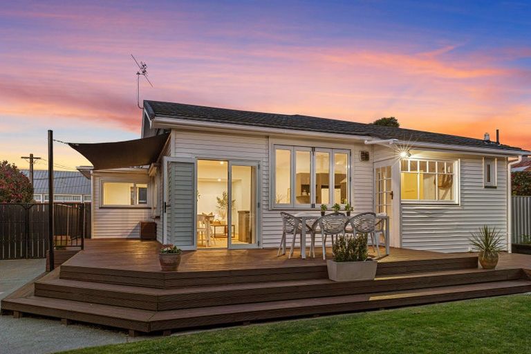 Photo of property in 97 Barrington Street, Somerfield, Christchurch, 8024