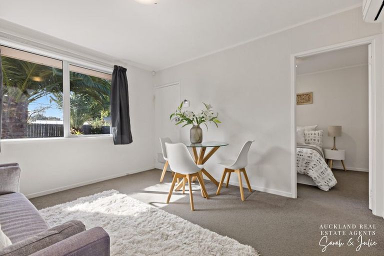 Photo of property in 29c Mark Road, Mount Albert, Auckland, 1025