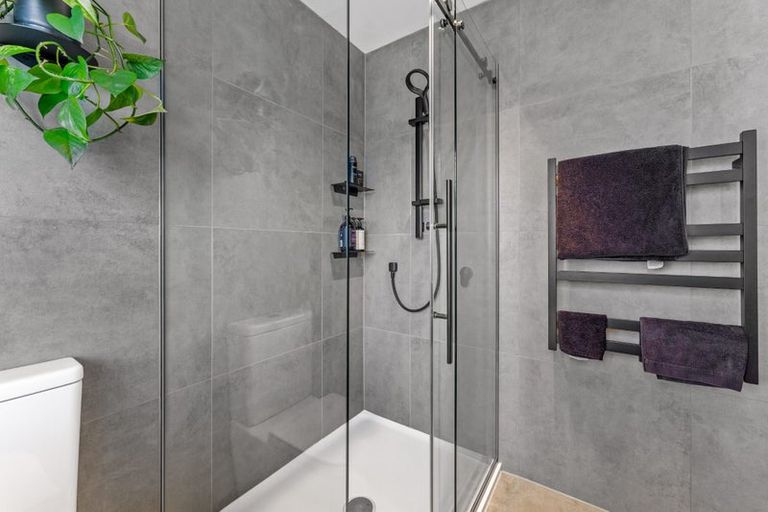 Photo of property in 3a Bannings Way, Hobsonville, Auckland, 0618